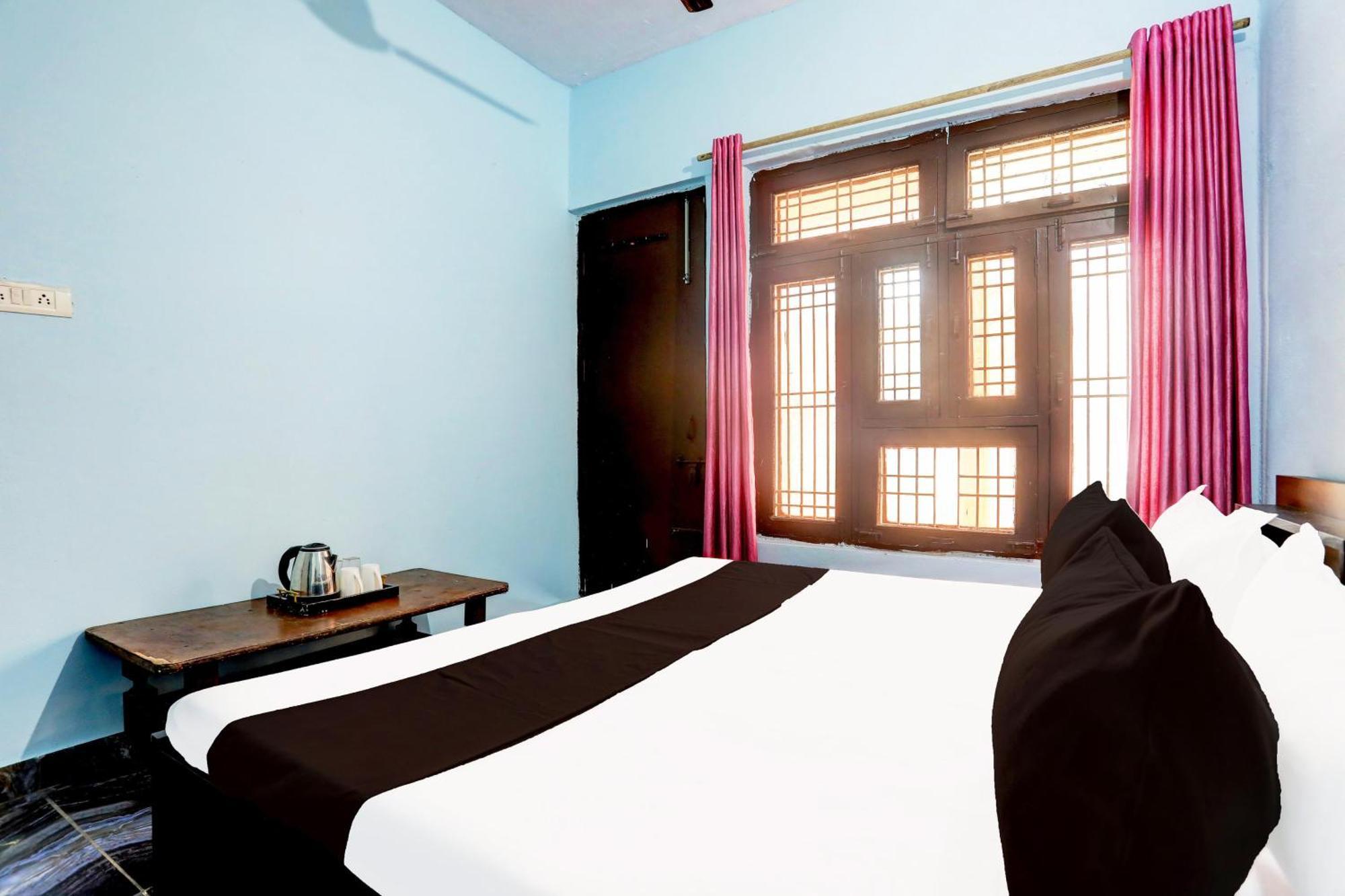 Spot On New Diamond Guest House Rudrapur Zewnętrze zdjęcie