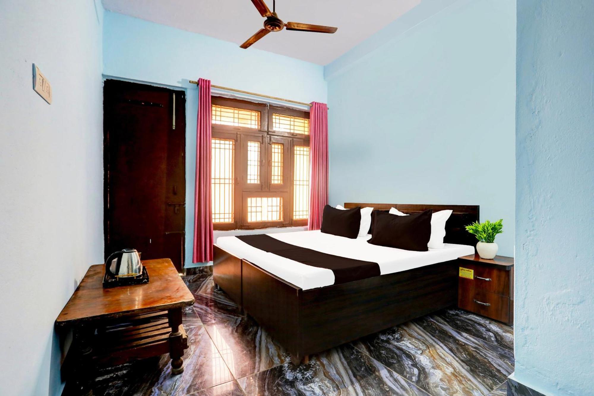 Spot On New Diamond Guest House Rudrapur Zewnętrze zdjęcie